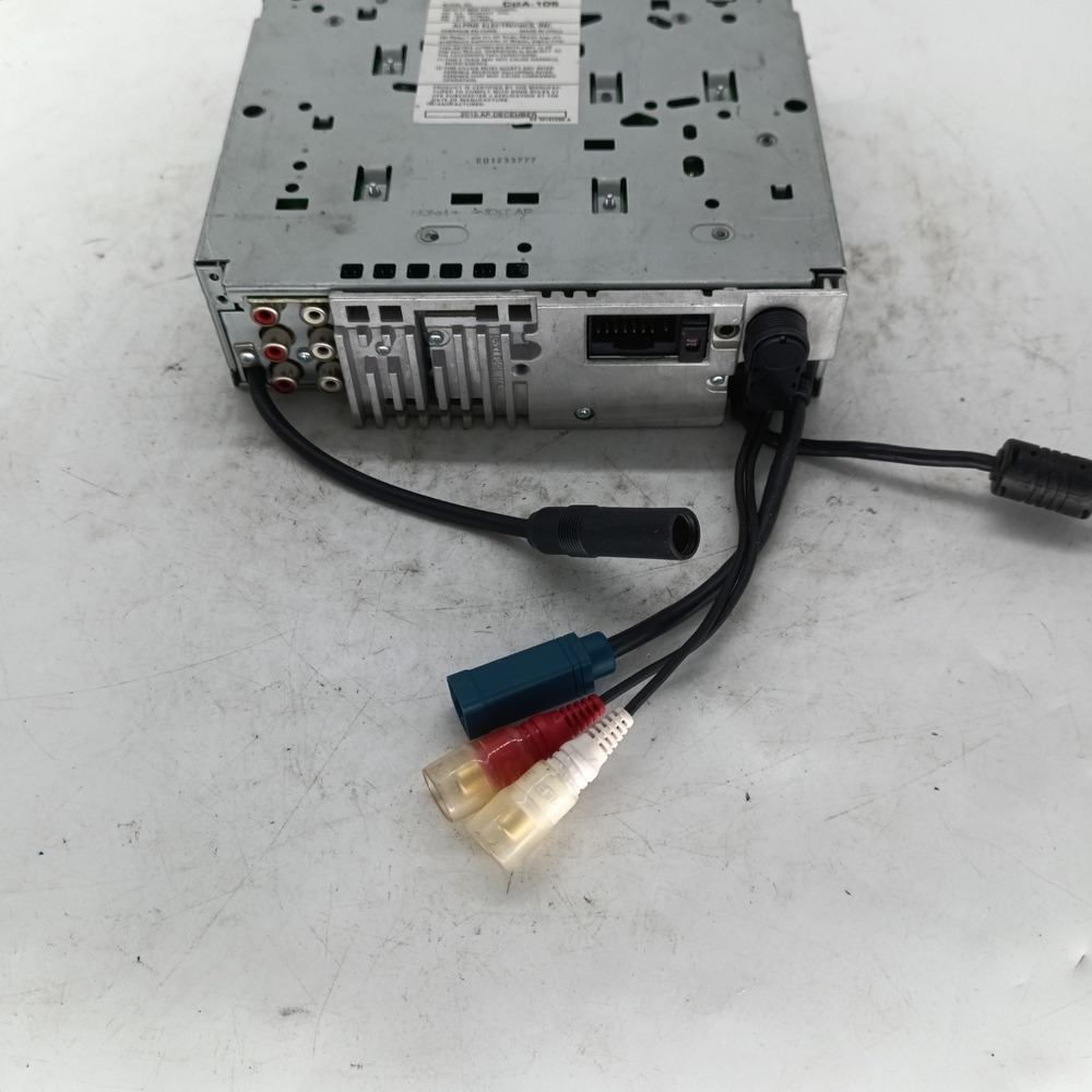 Alpine CDA-105 Car Stereo CD Player Receiver Main Unit Untested No Faceplate a11 - Picture 6 of 7